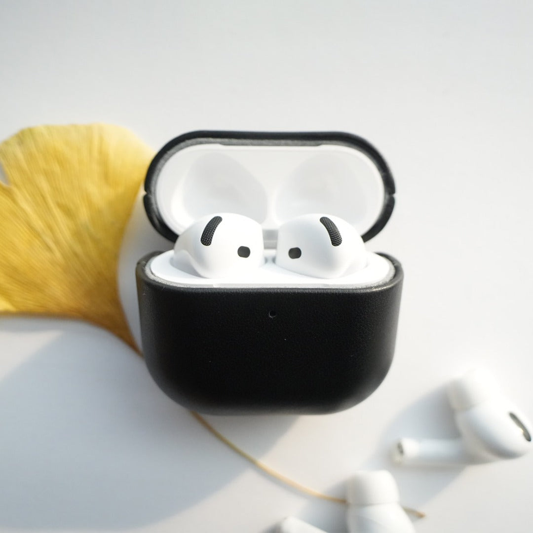 Black Luxury Genuine Leather AirPods Pro 3/2 & AirPods 4 Case image 9