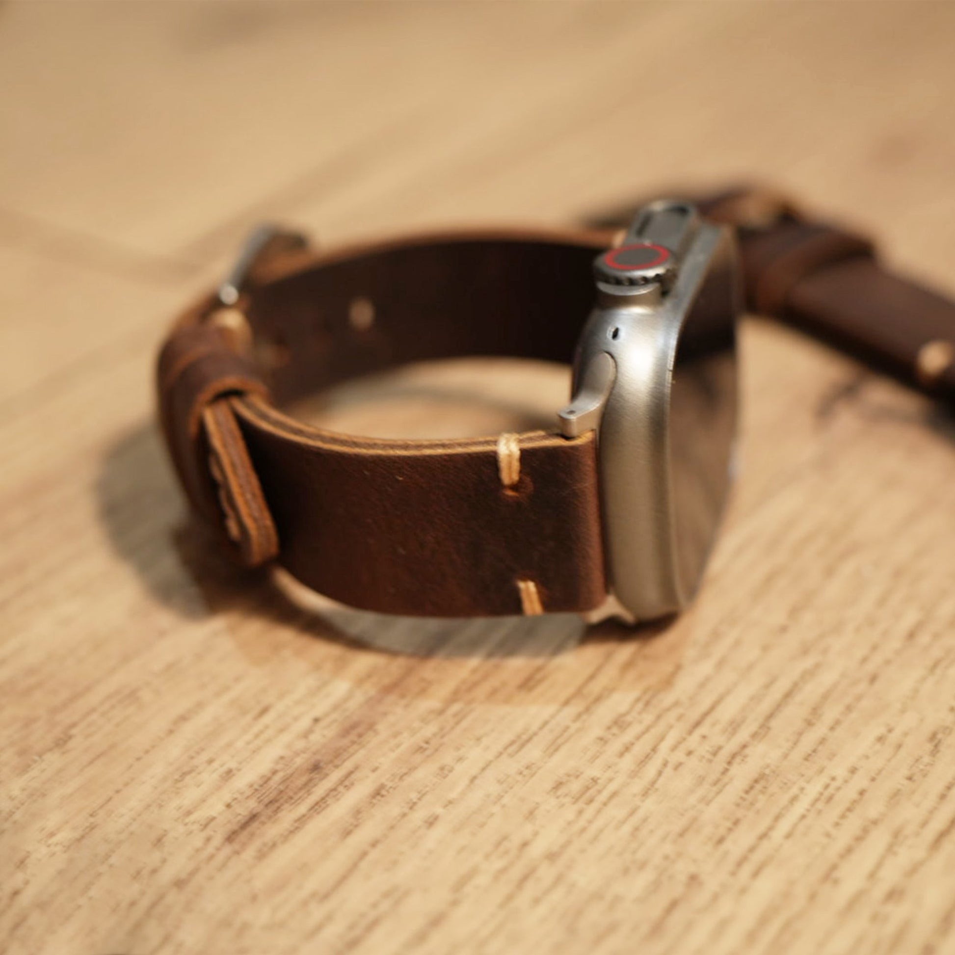 Personalized Handmade Leather Apple Watch Strap image 4